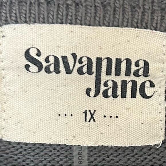 Savanna Jane Gray and Cream Patterned Button-Up Cardigan - Picture 4 of 5